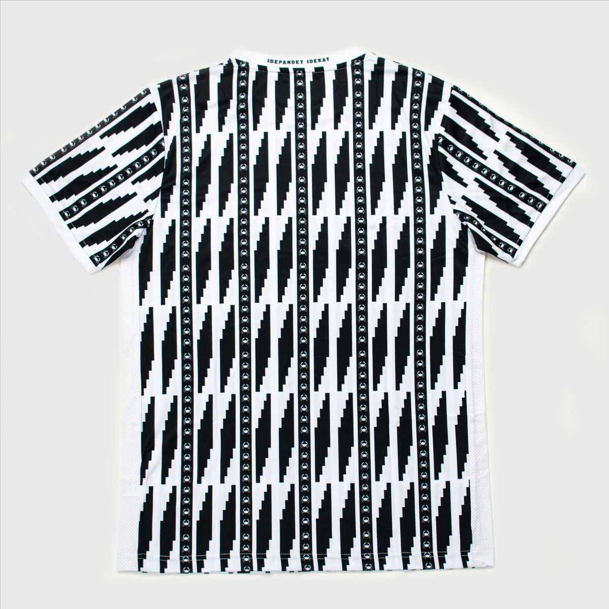 Cape Coast Mysterious Dwarfs - Away (2022/24)